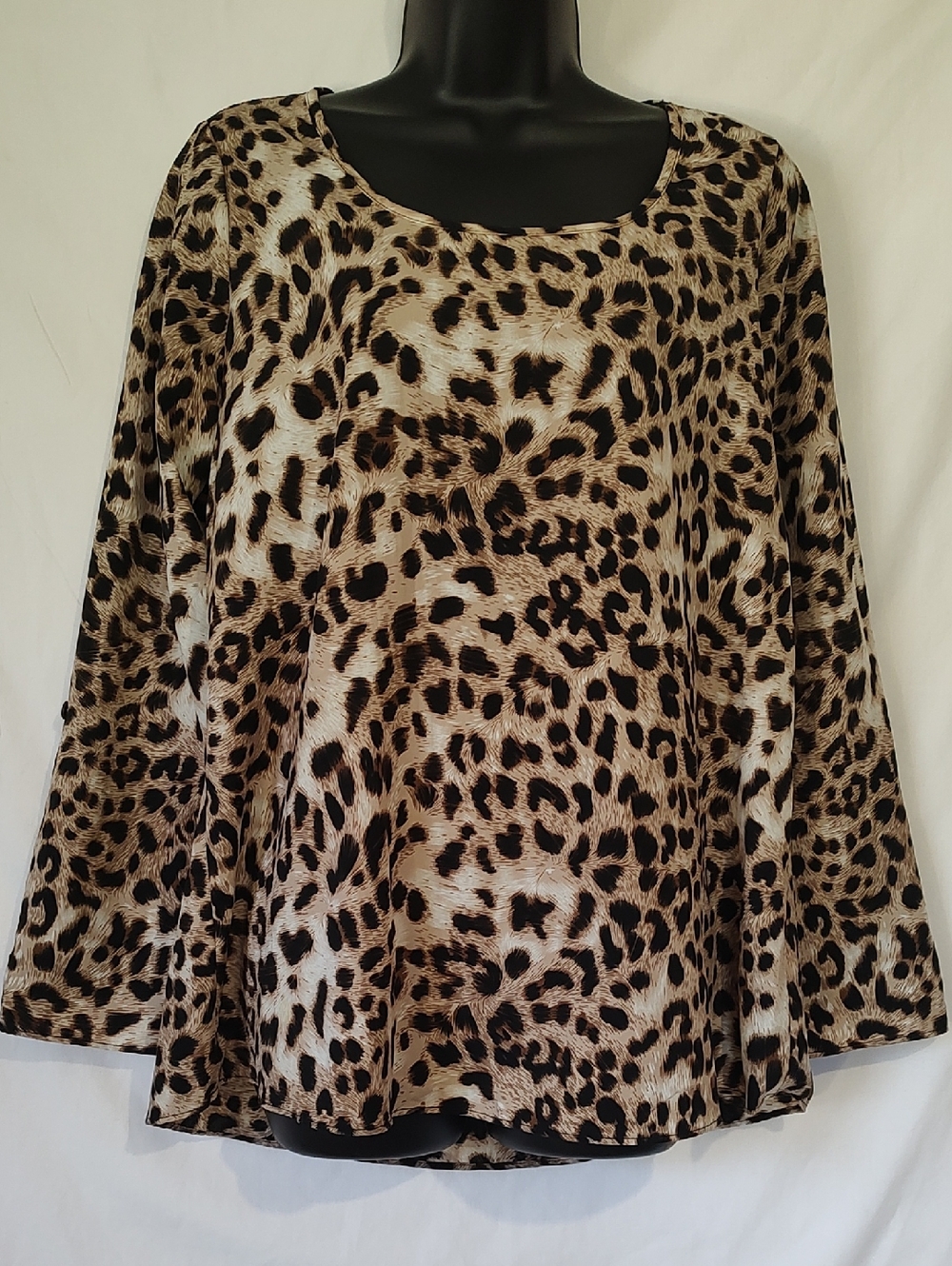 Charming Charlie Leopard Print Scoop Neck Top - Brown & Black